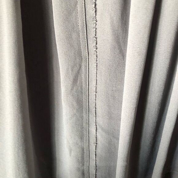 BCBGMAXAZRIA Rhea Sleeveless Chiffon Pleated Peplum Mini Dress Opal Grey - 8 - Picture 11 of 14